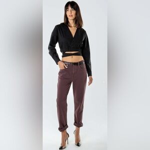 ETICA Marlowe High-Rise Slim Boyfriend Jeans in Sassafras Size 28 Style EW180513